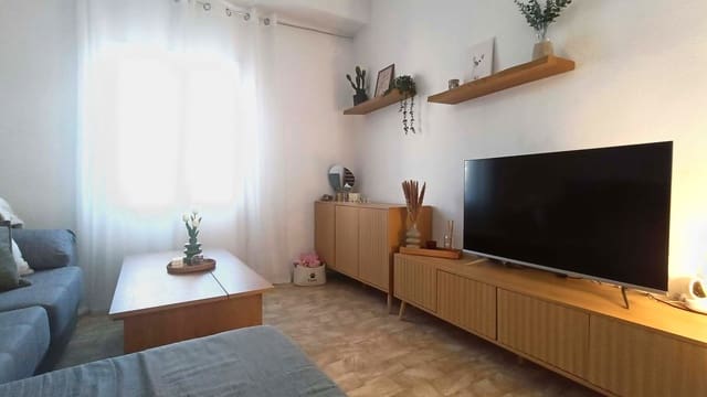 3 makuuhuone Huoneisto myytävänä paikassa Elche / Elx - 83 000 € (Ref: 9807243)