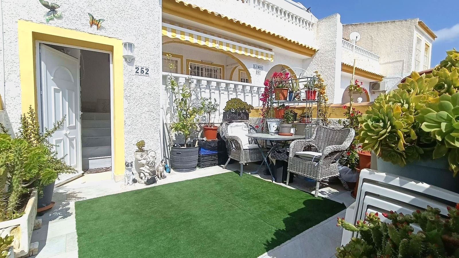 3 sovrum Bungalow till salu i Santa Pola med pool garage - 199 500 € (Ref: 9816547)