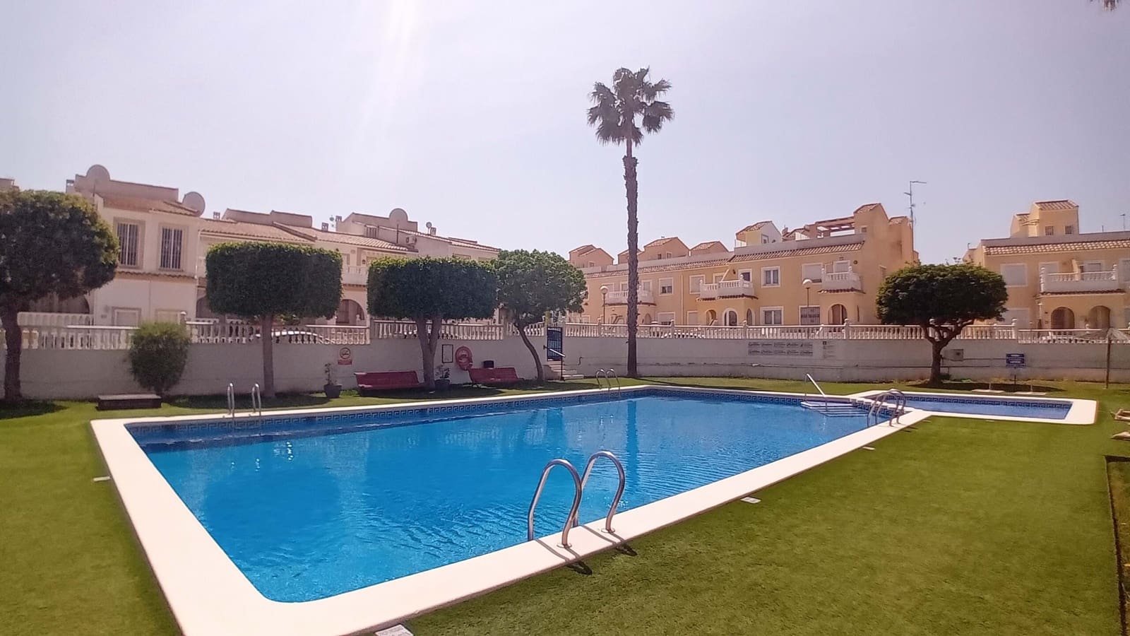 3 sovrum Bungalow till salu i Santa Pola med pool garage - 199 500 € (Ref: 9816547)