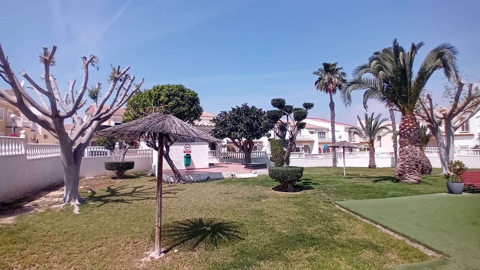 3 sovrum Bungalow till salu i Santa Pola med pool garage - 199 500 € (Ref: 9816547)