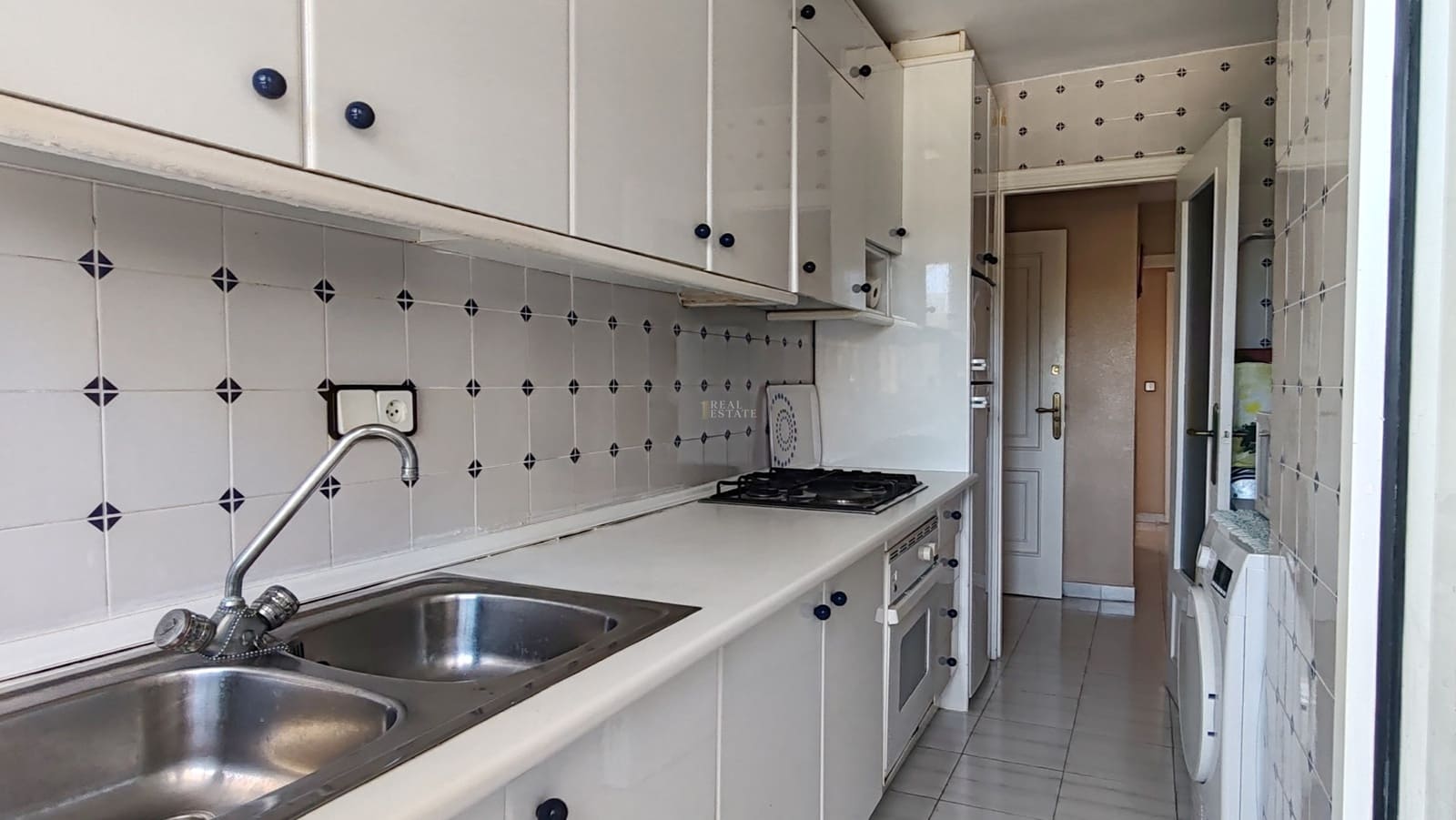 2 bedroom Apartment for sale in Murcia city with pool garage - € 160,000 (Ref: 9816646)
