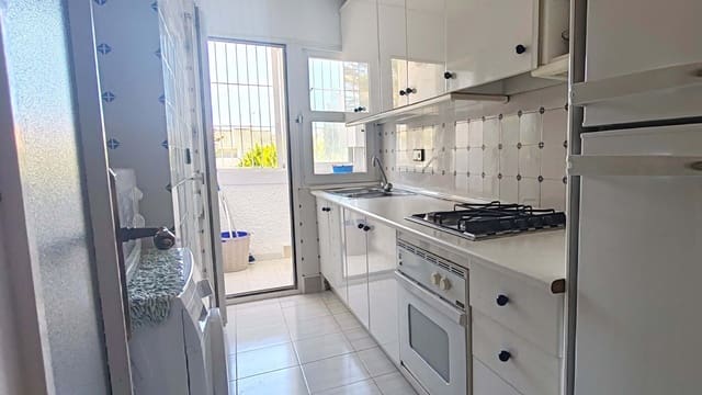 2 Zimmer Apartment zu verkaufen in Murcia Stadt mit Pool Garage - 160.000 € (Ref: 9816646)