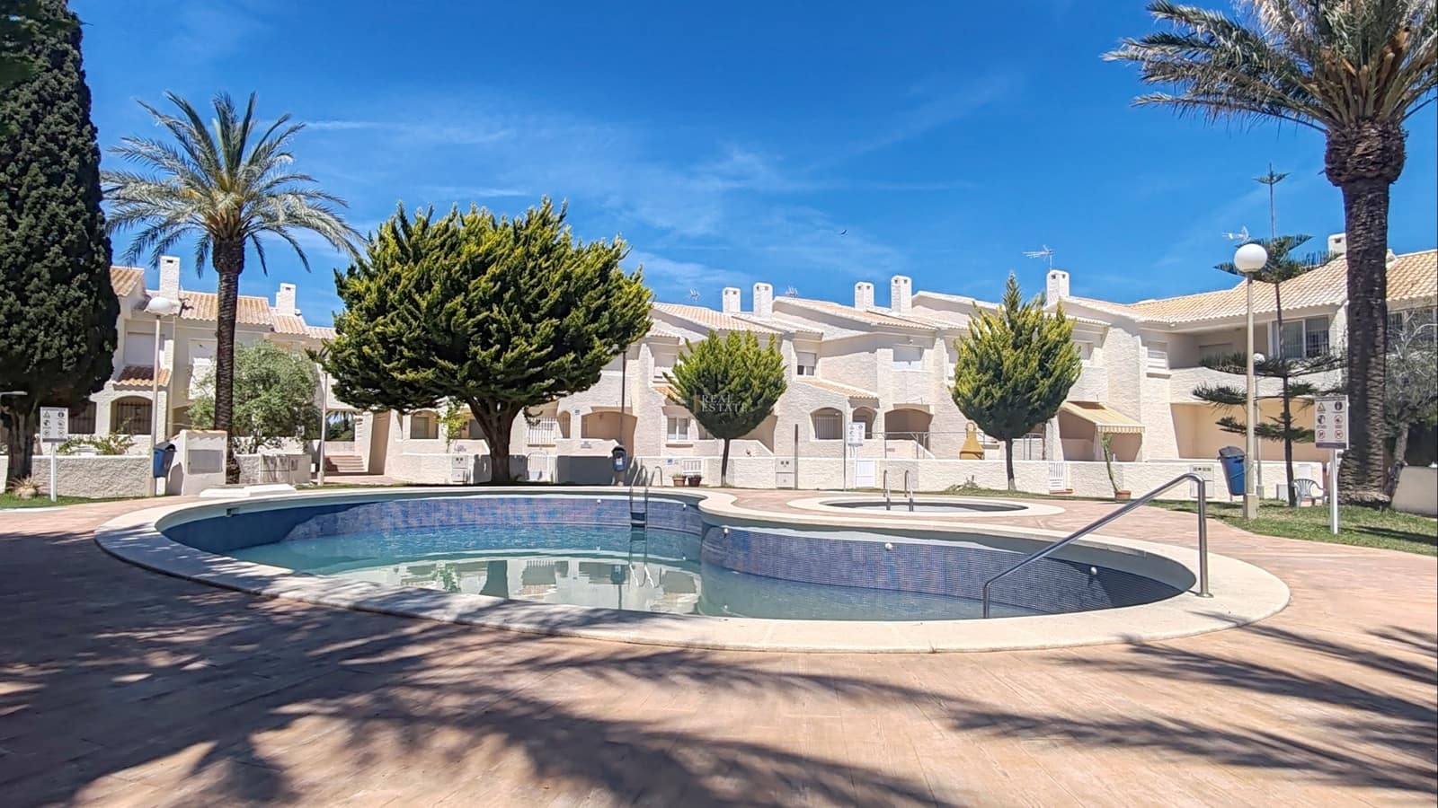 2 bedroom Apartment for sale in Murcia city with pool garage - € 160,000 (Ref: 9816646)