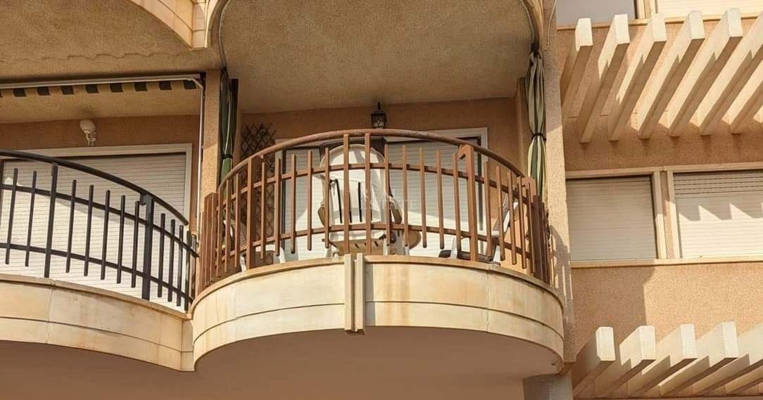 2 bedroom Apartment for sale in Santa Pola with garage - € 174,900 (Ref: 9818628)