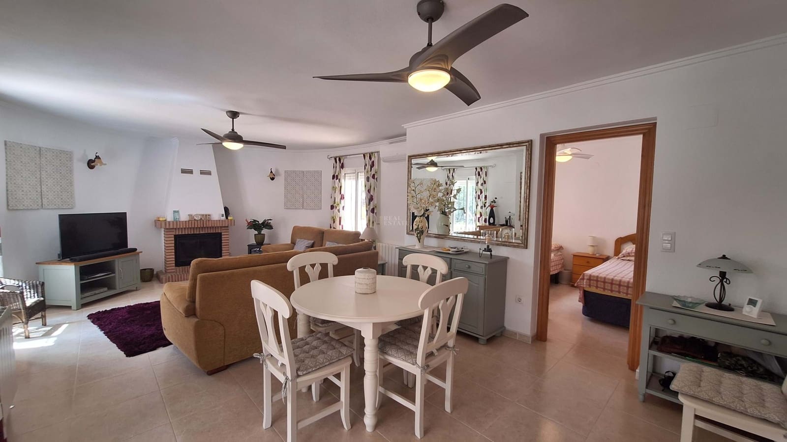 3 soveværelse Villa til salg i La Font d'En Carros med swimmingpool - € 345.000 (Ref: 9819639)
