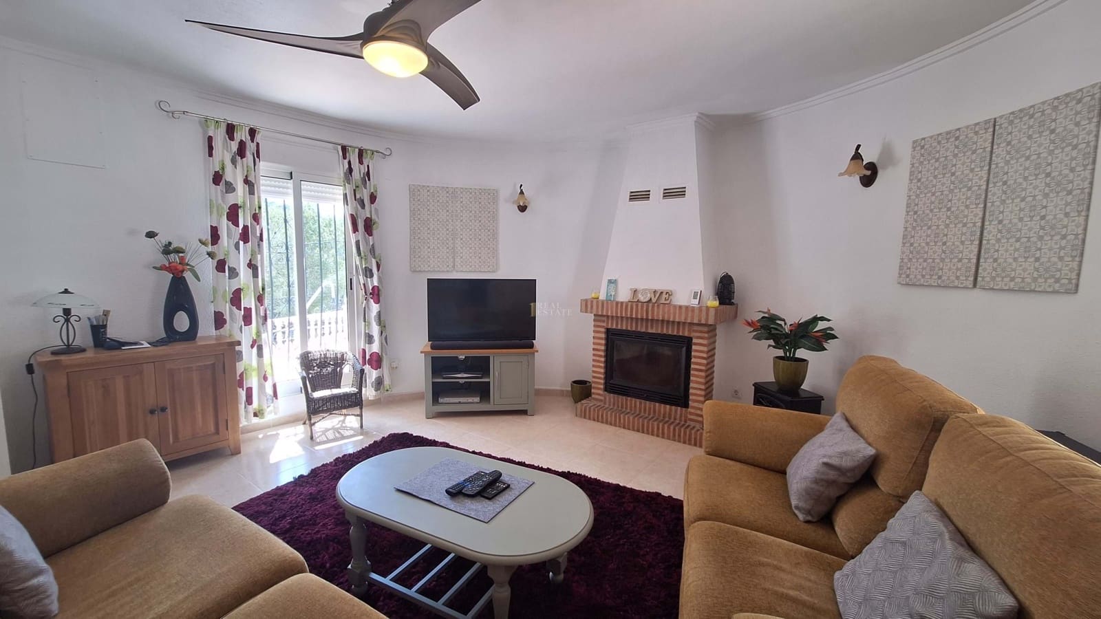 3 soveværelse Villa til salg i La Font d'En Carros med swimmingpool - € 345.000 (Ref: 9819639)