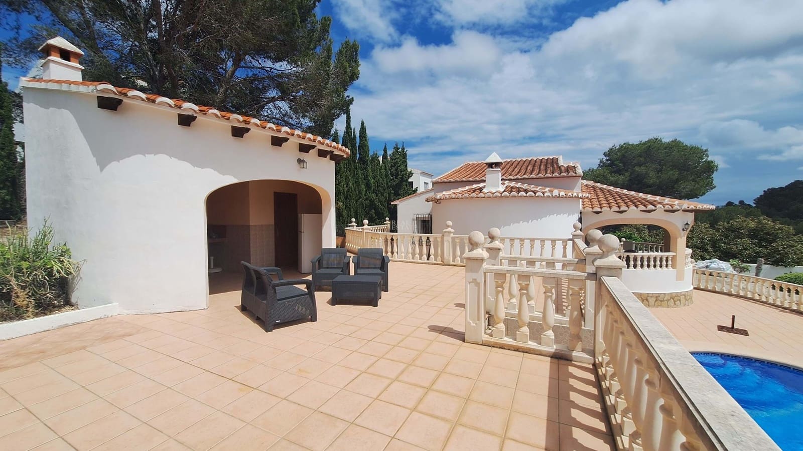 3 soveværelse Villa til salg i La Font d'En Carros med swimmingpool - € 345.000 (Ref: 9819639)
