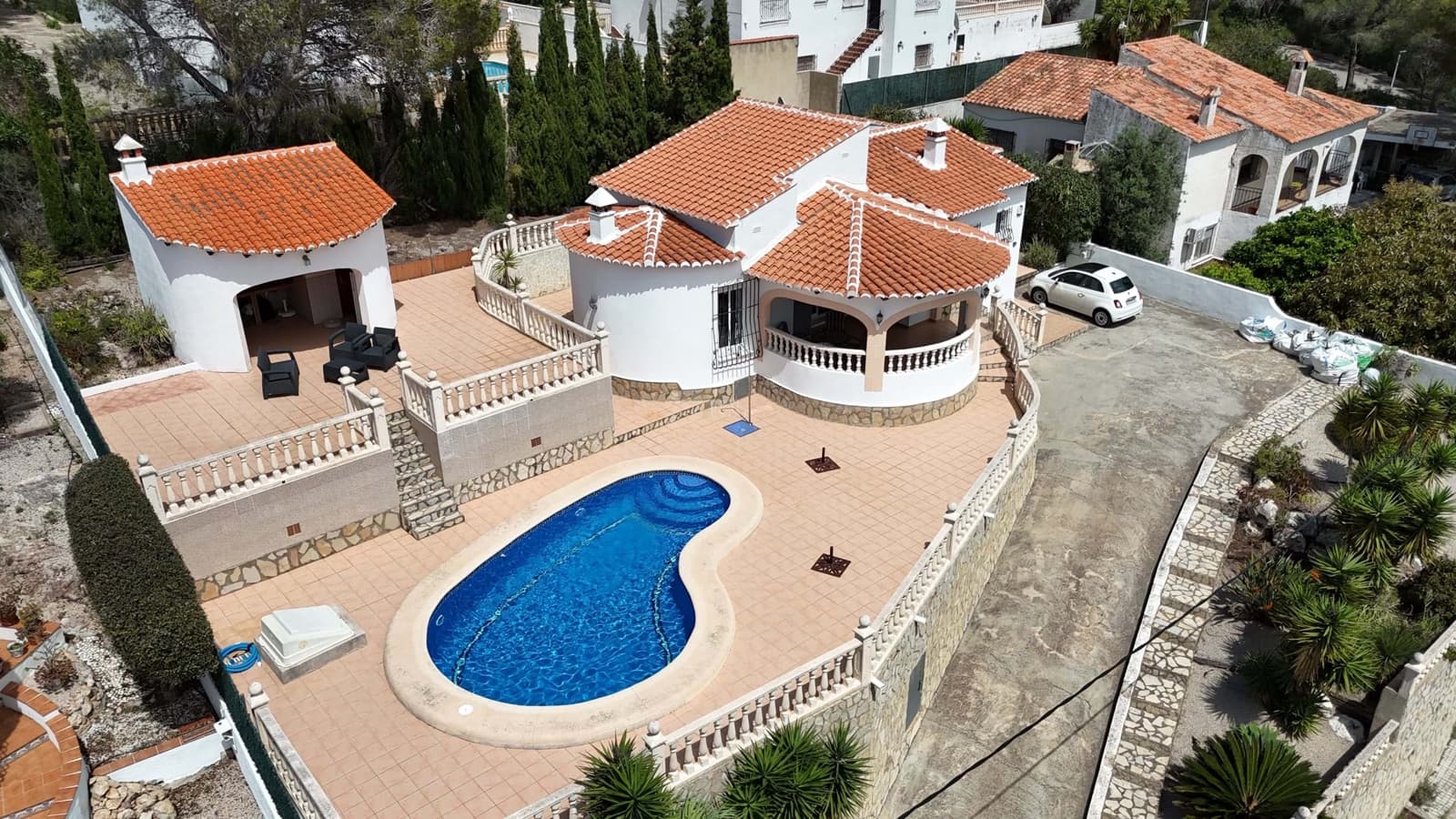 3 soveværelse Villa til salg i La Font d'En Carros med swimmingpool - € 345.000 (Ref: 9819639)