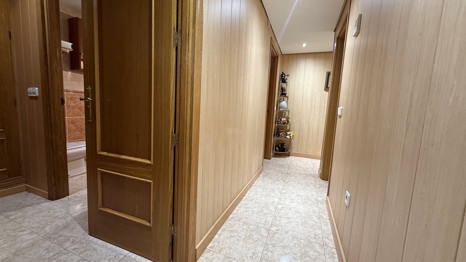 5 bedroom Apartment for sale in Molina de Segura with garage - € 240,000 (Ref: 9823788)