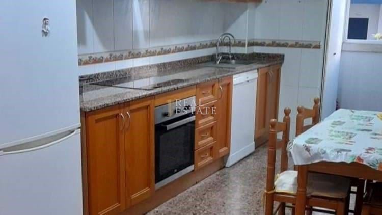 3 bedroom Apartment for sale in Elche / Elx with garage - € 218,000 (Ref: 9824085)