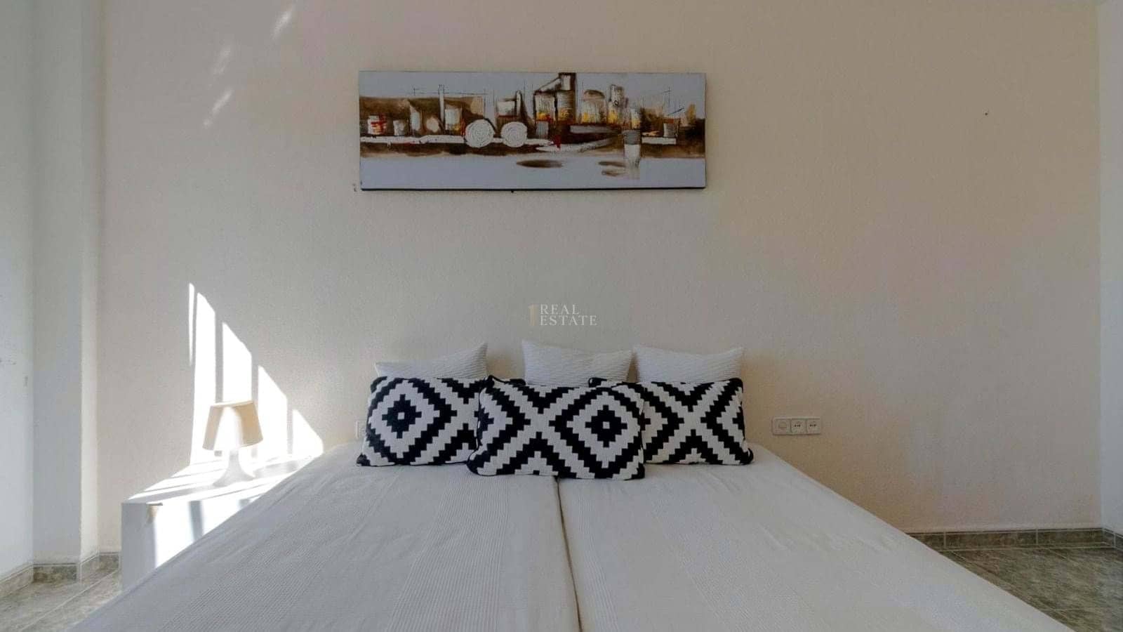 3 bedroom Apartment for sale in Alumbres - € 120,000 (Ref: 9830192)