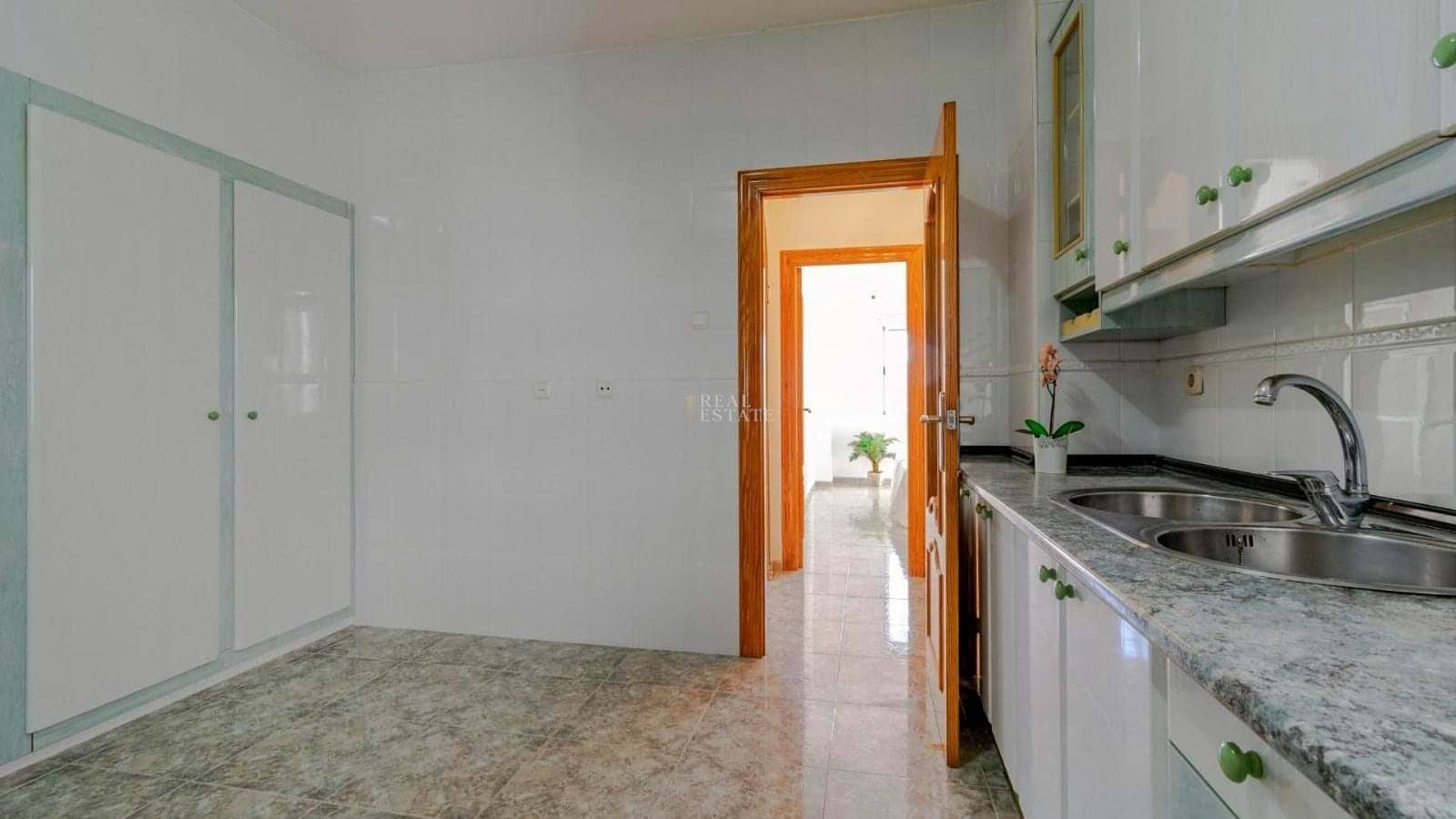 3 bedroom Apartment for sale in Alumbres - € 120,000 (Ref: 9830192)