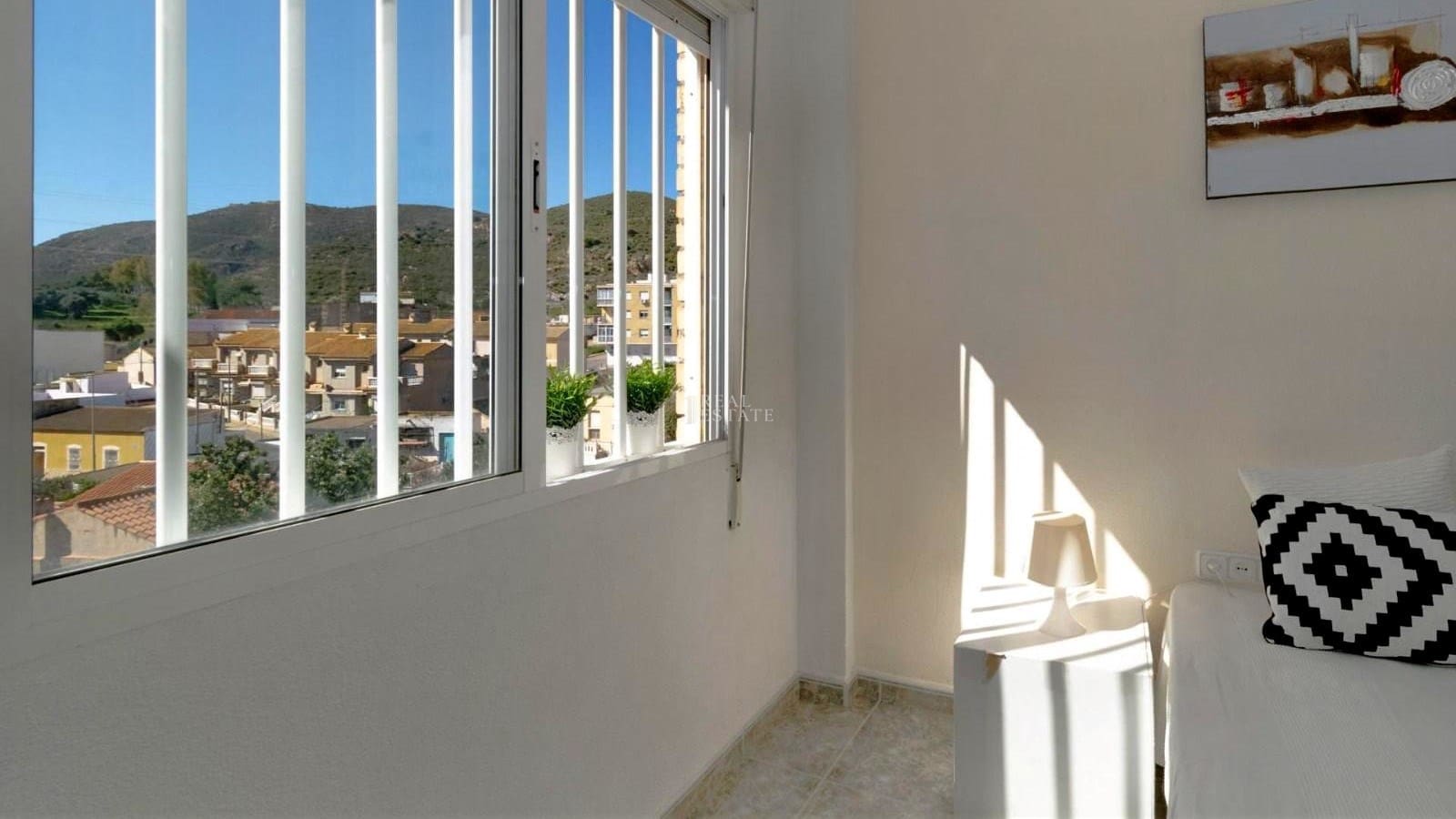 3 bedroom Apartment for sale in Alumbres - € 120,000 (Ref: 9830192)