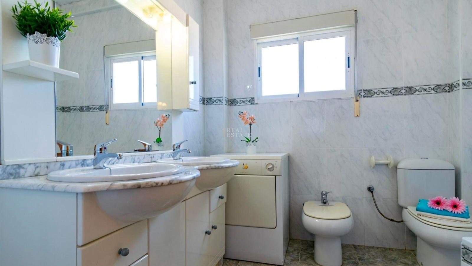 3 bedroom Apartment for sale in Alumbres - € 120,000 (Ref: 9830192)