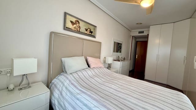 4 bedroom Apartment for sale in Murcia city with garage - € 620,000 (Ref: 9830473)