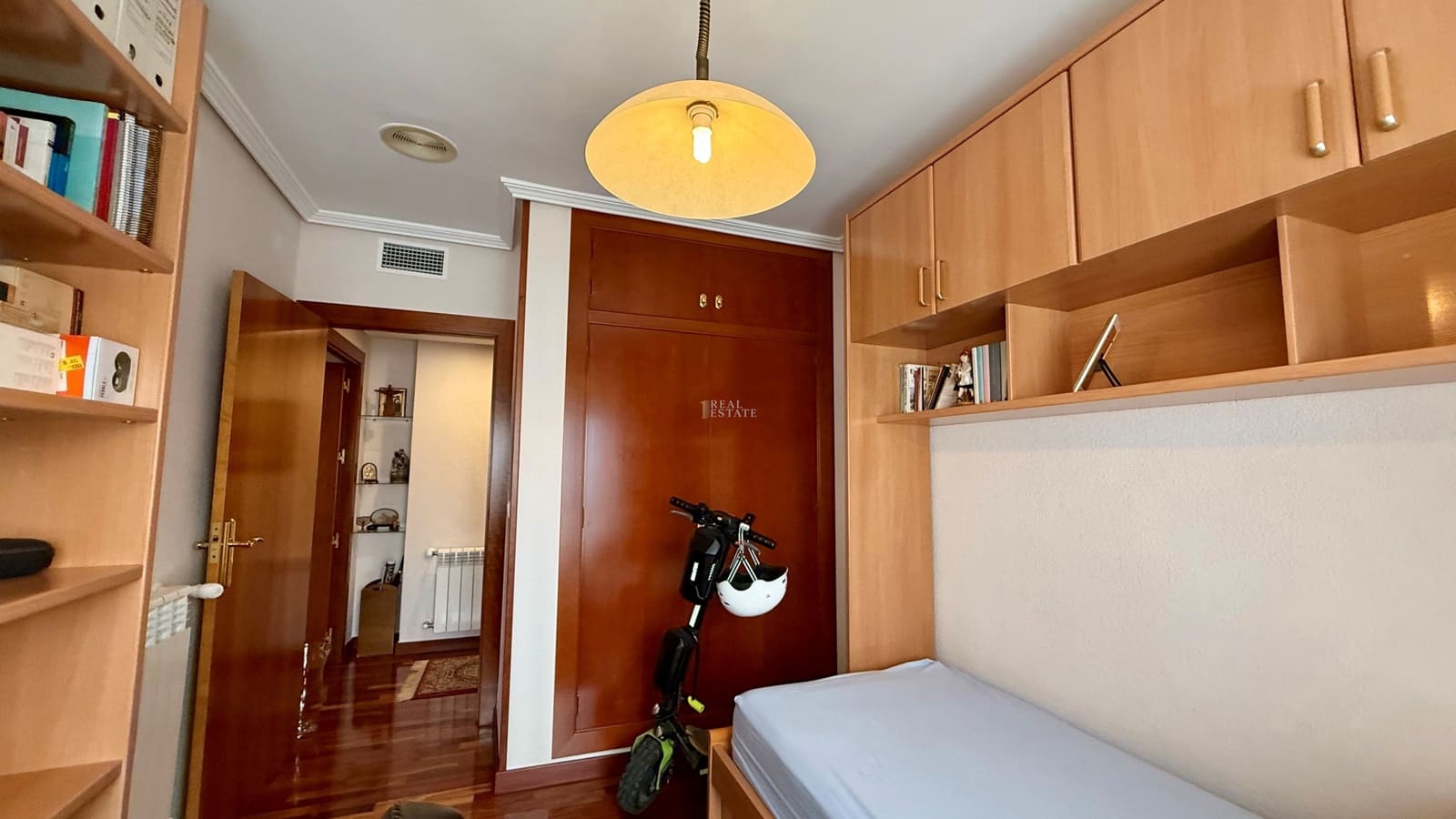 4 bedroom Apartment for sale in Murcia city with garage - € 620,000 (Ref: 9830473)