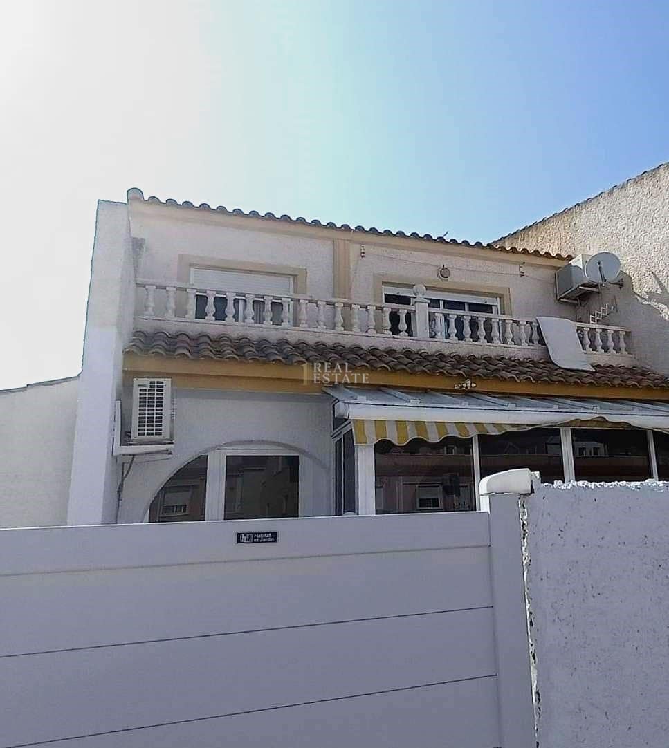3 makuuhuone Bungalow myytävänä paikassa Santa Pola mukana uima-altaan - 175 000 € (Ref: 9832925)