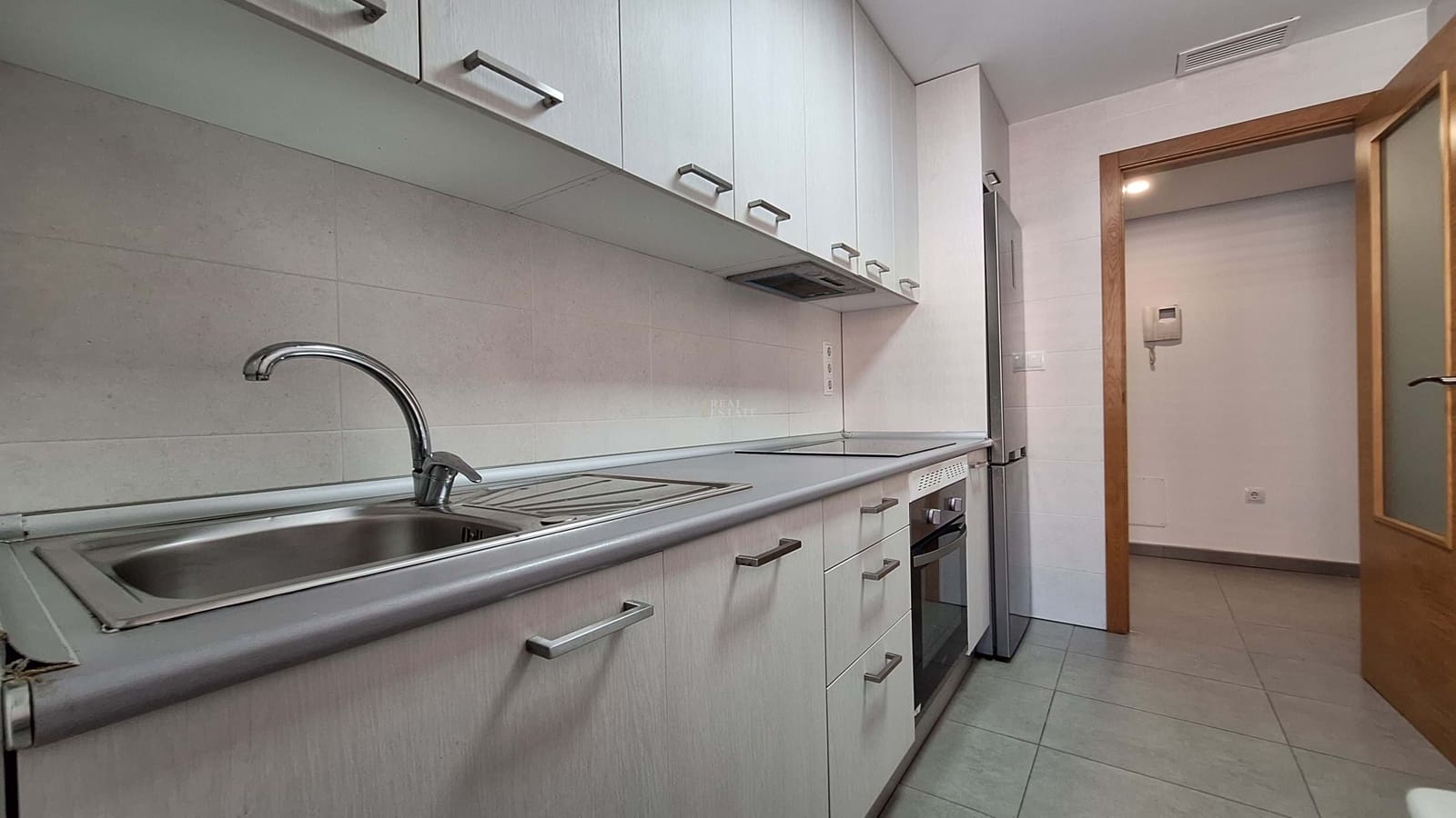 4 bedroom Apartment for sale in Murcia city with garage - € 326,000 (Ref: 9844581)