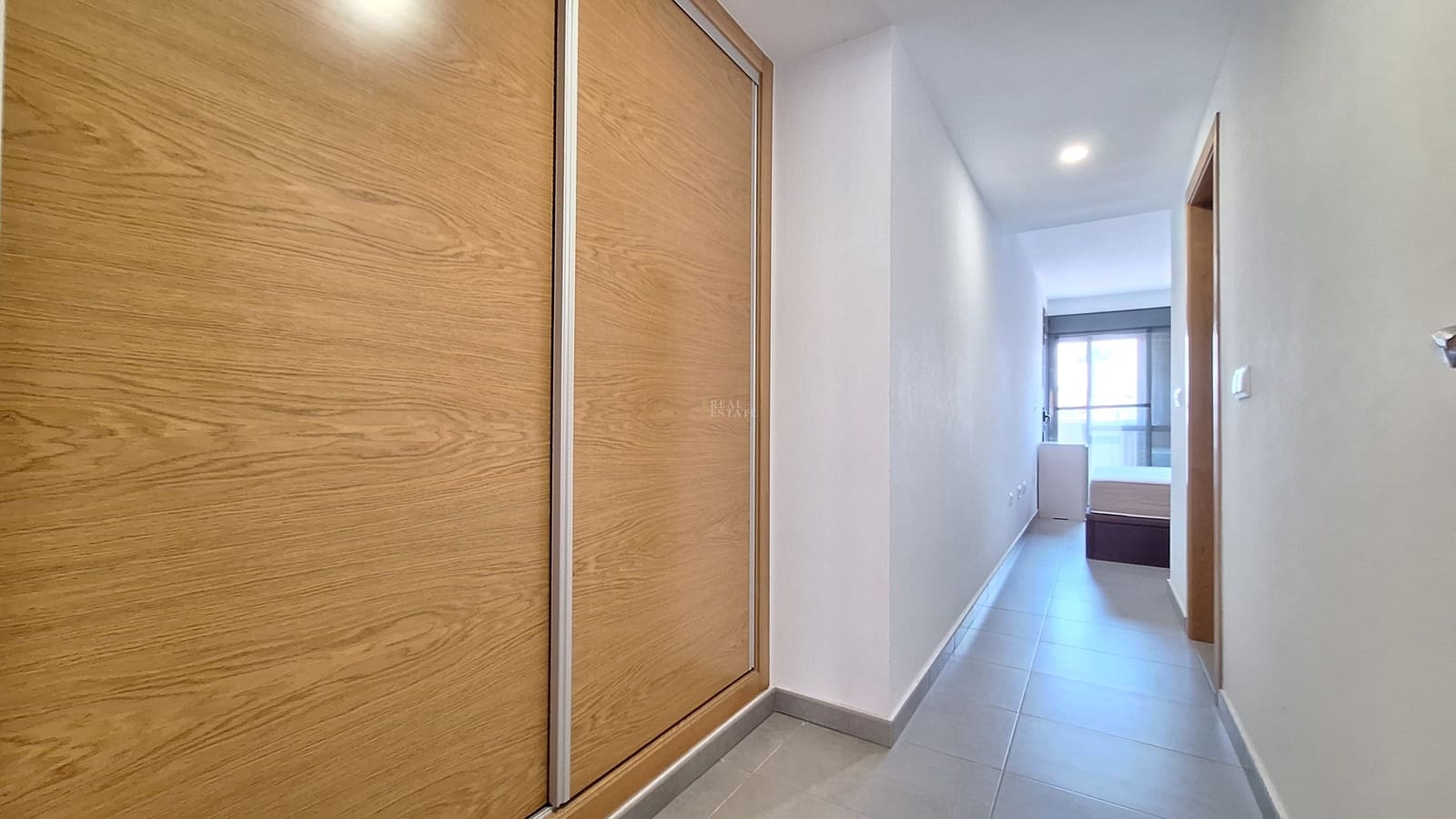 4 bedroom Apartment for sale in Murcia city with garage - € 326,000 (Ref: 9844581)