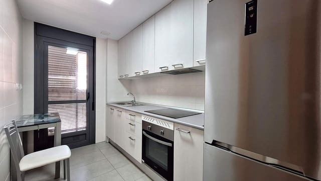 4 bedroom Apartment for sale in Murcia city with garage - € 326,000 (Ref: 9844581)