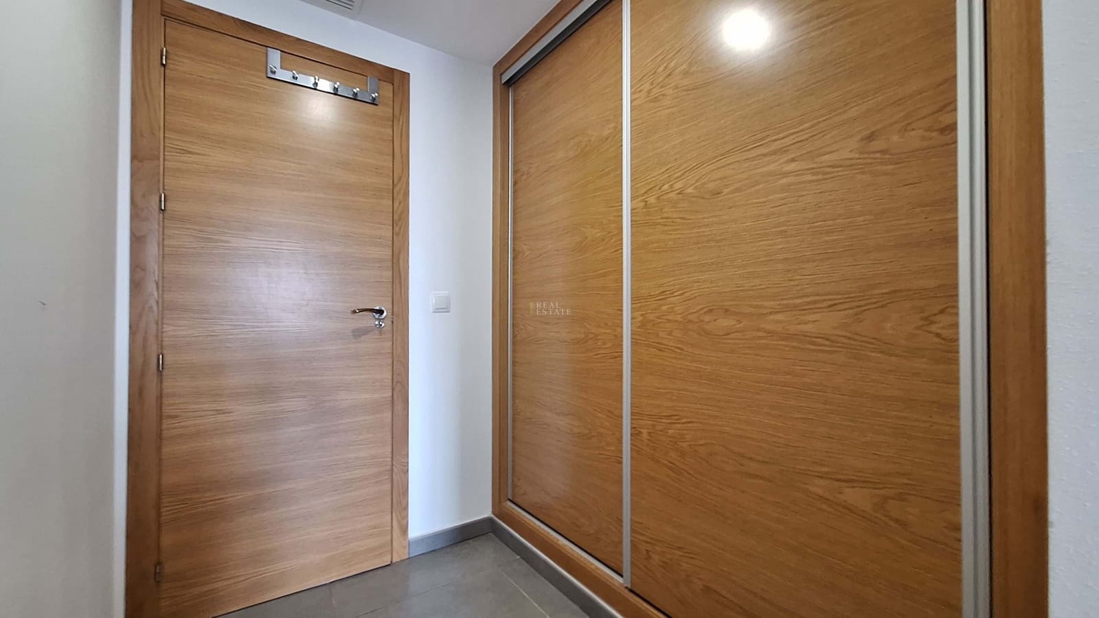 4 bedroom Apartment for sale in Murcia city with garage - € 326,000 (Ref: 9844581)