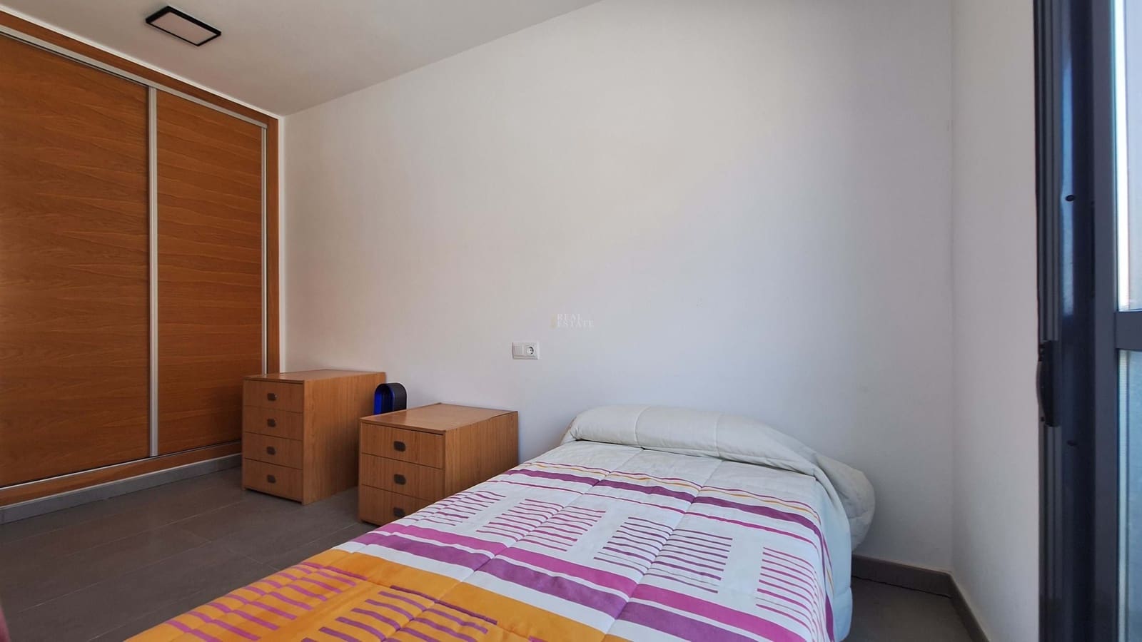 4 bedroom Apartment for sale in Murcia city with garage - € 326,000 (Ref: 9844581)