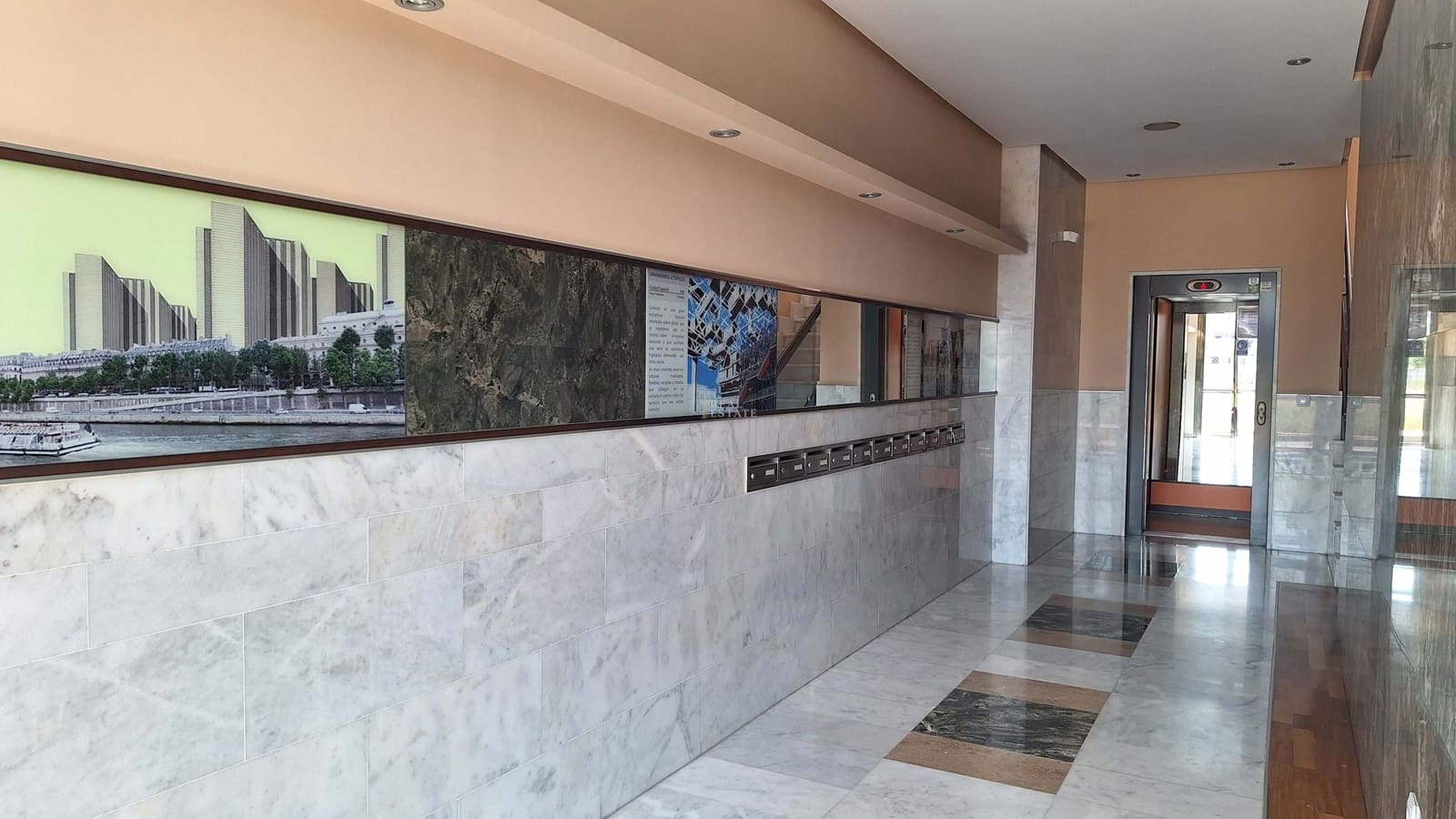 4 bedroom Apartment for sale in Murcia city with garage - € 326,000 (Ref: 9844581)