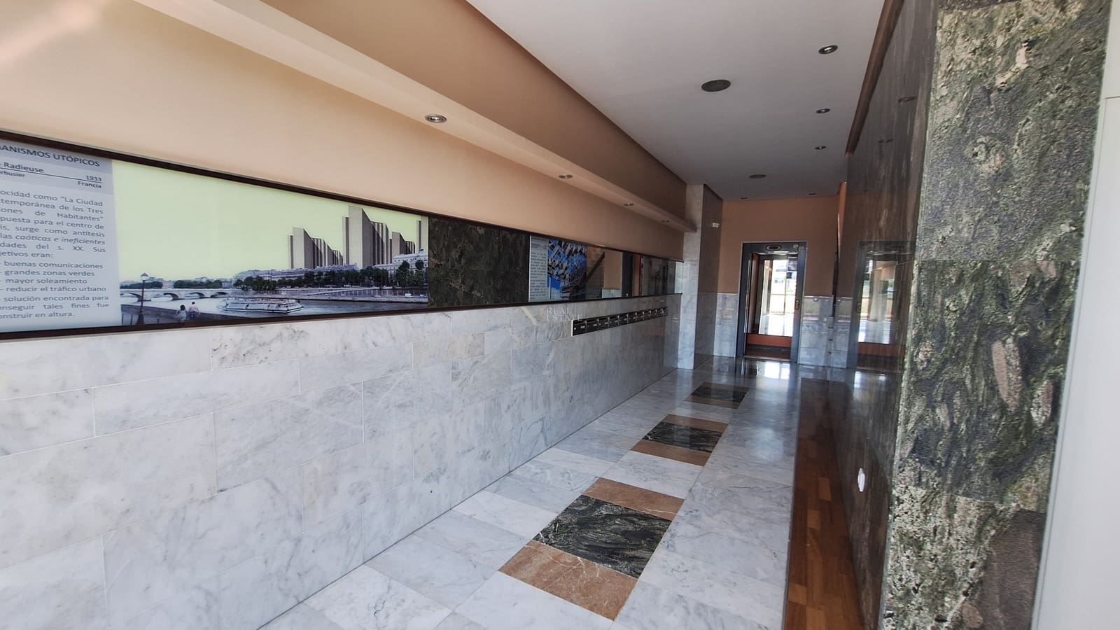 4 bedroom Apartment for sale in Murcia city with garage - € 326,000 (Ref: 9844581)