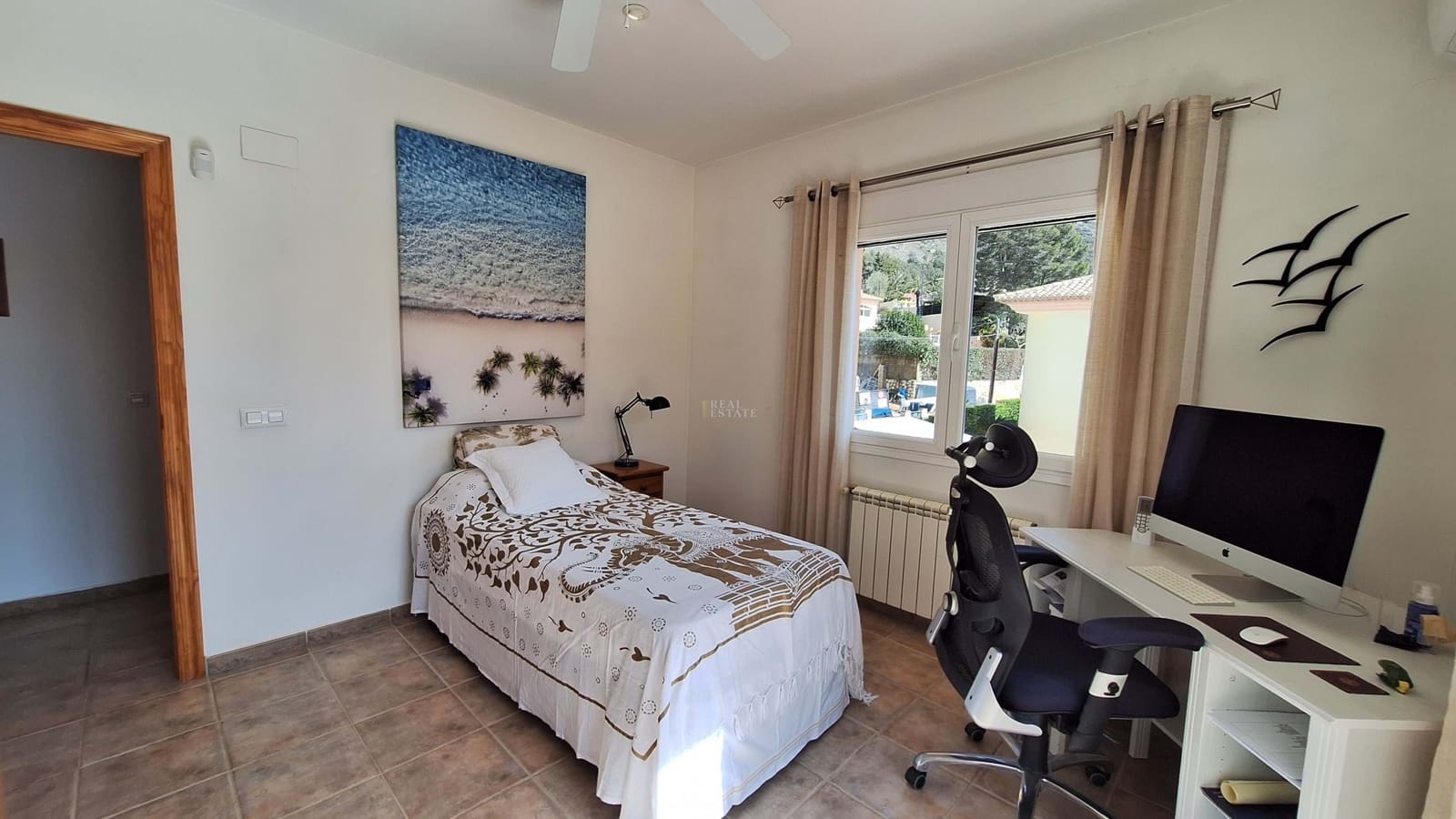 6 bedroom Villa for sale in Barx with pool garage - € 550,000 (Ref: 9848255)