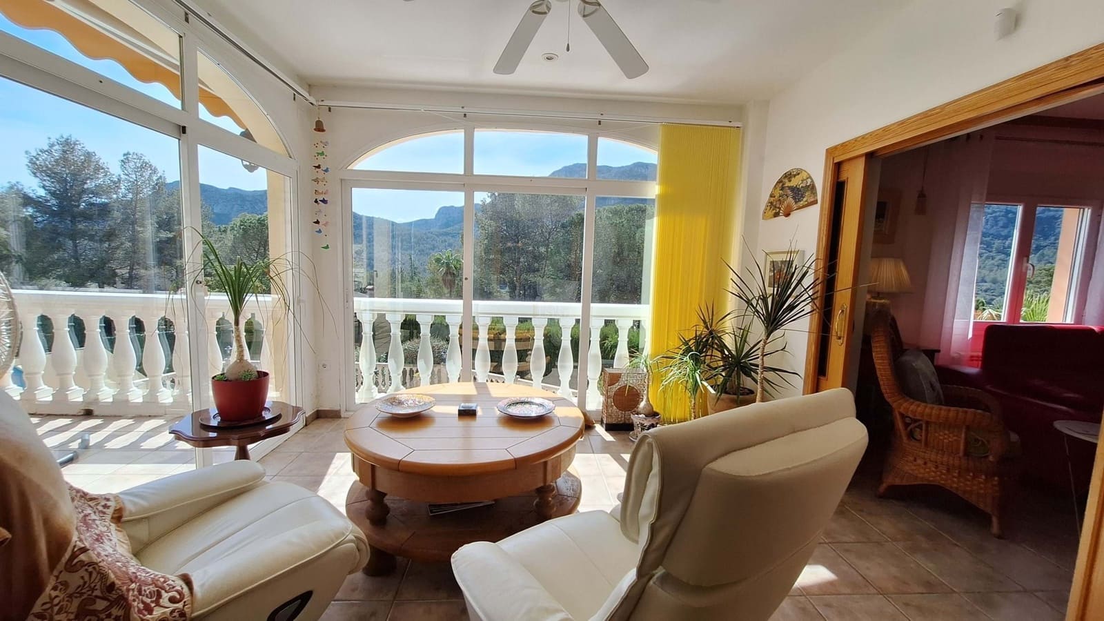6 bedroom Villa for sale in Barx with pool garage - € 550,000 (Ref: 9848255)