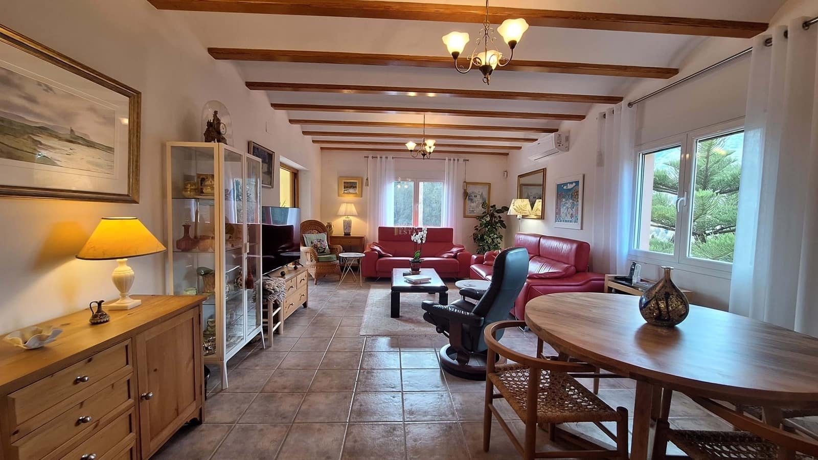 6 bedroom Villa for sale in Barx with pool garage - € 550,000 (Ref: 9848255)