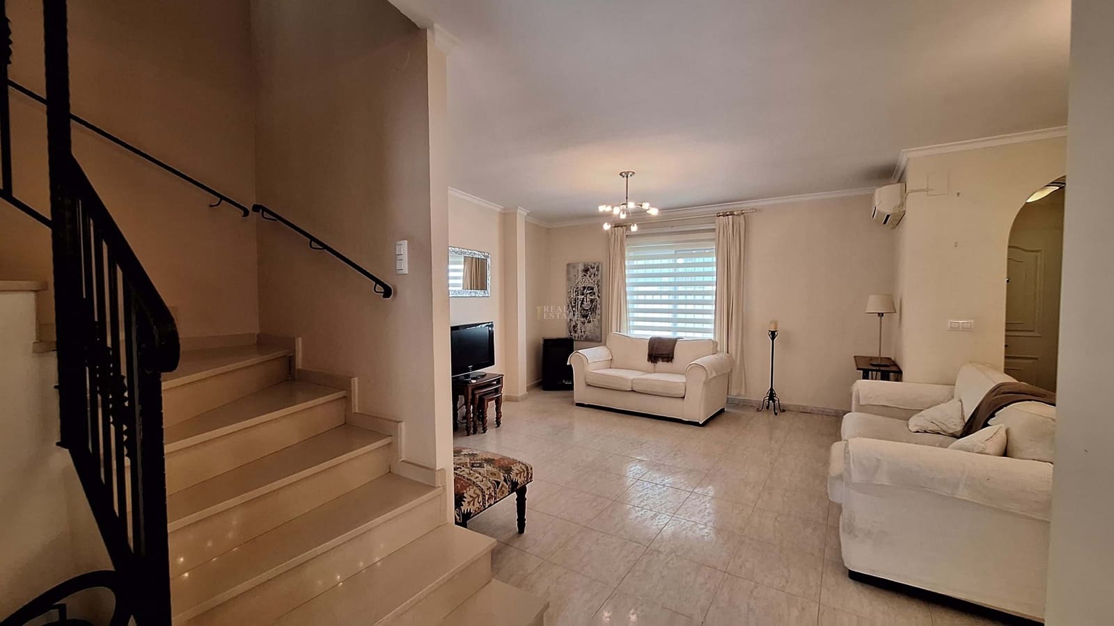 Casa de 3 habitaciones en Orba en venta con garaje - 285.000 € (Ref: 9854533)