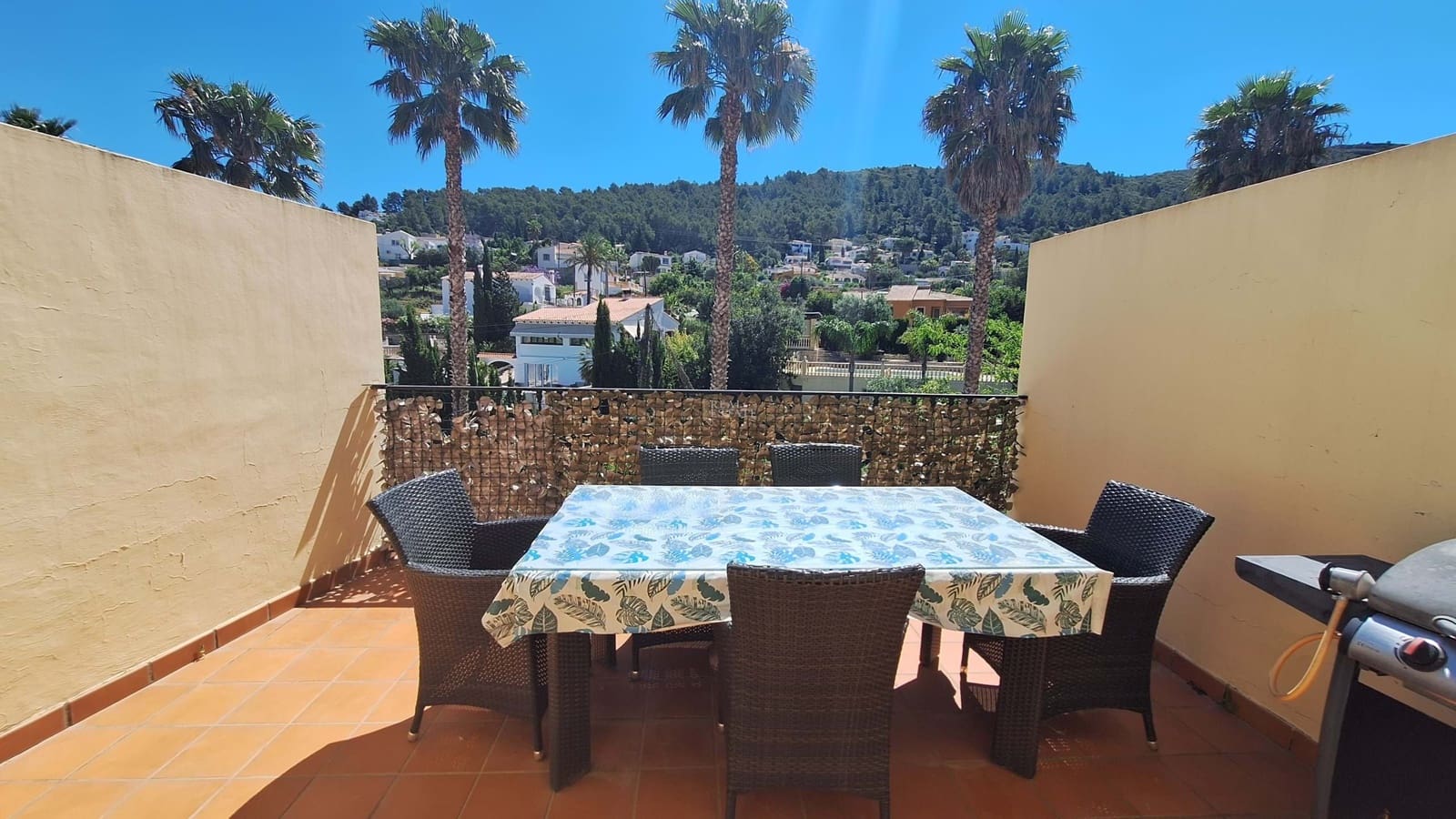 Casa de 3 habitaciones en Orba en venta con garaje - 285.000 € (Ref: 9854533)