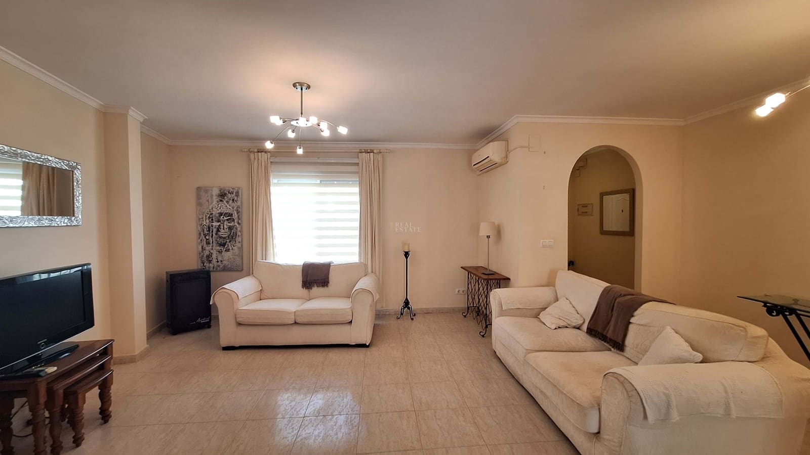 Casa de 3 habitaciones en Orba en venta con garaje - 285.000 € (Ref: 9854533)