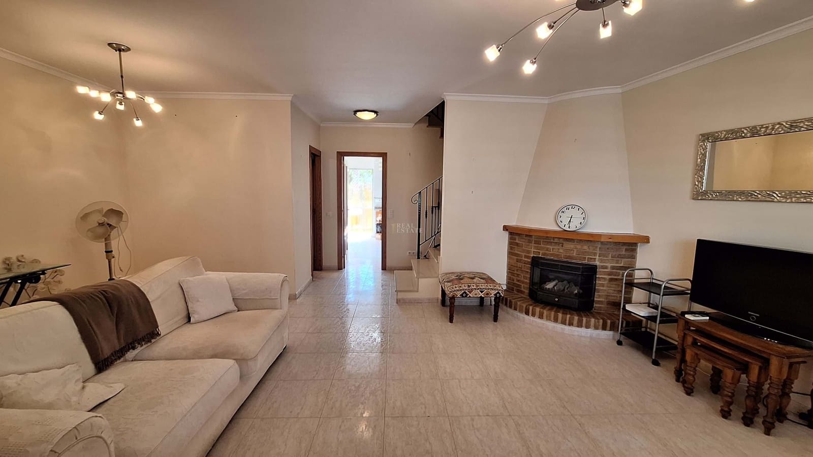 Casa de 3 habitaciones en Orba en venta con garaje - 285.000 € (Ref: 9854533)