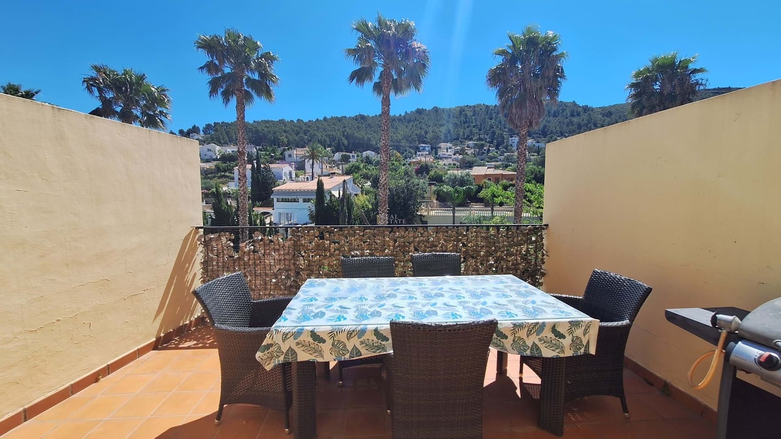 Casa de 3 habitaciones en Orba en venta con garaje - 285.000 € (Ref: 9854533)