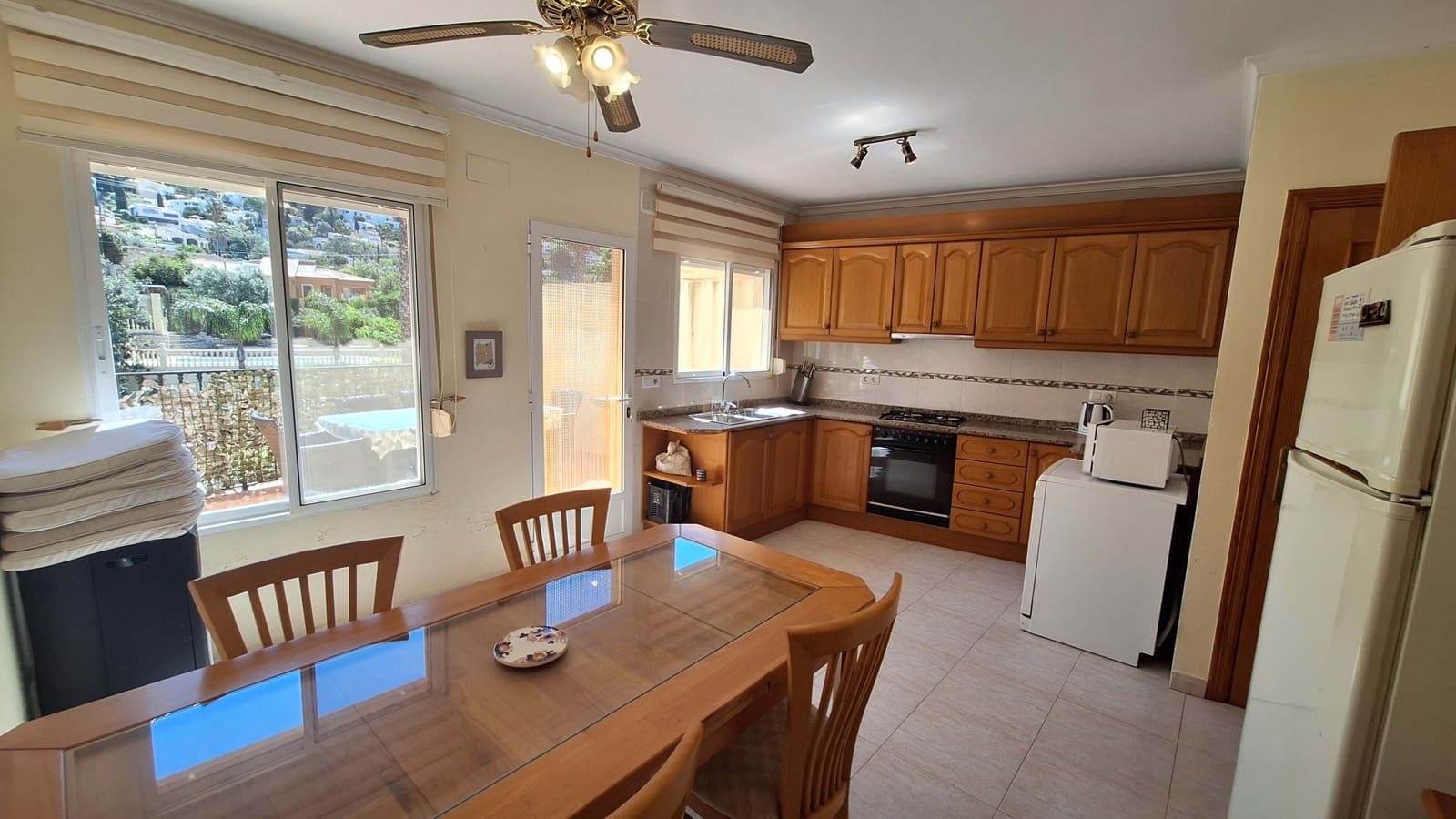Casa de 3 habitaciones en Orba en venta con garaje - 285.000 € (Ref: 9854533)