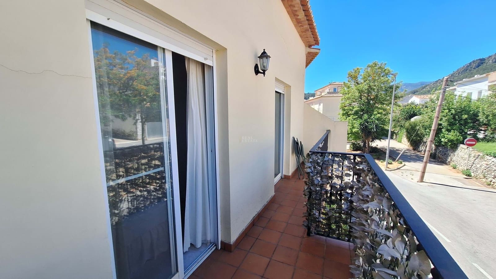 Casa de 3 habitaciones en Orba en venta con garaje - 285.000 € (Ref: 9854533)