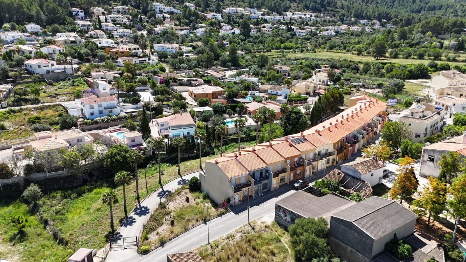 Casa de 3 habitaciones en Orba en venta con garaje - 285.000 € (Ref: 9854533)