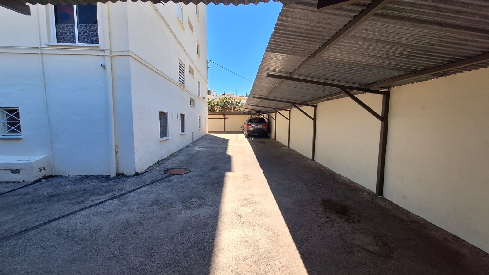 2 bedroom Apartment for sale in Alfaz del Pi / L'Alfas del Pi with garage - € 189,950 (Ref: 9867372)