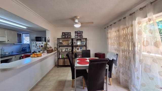 2 chambre Appartement à vendre à Alfaz del Pi / L'Alfàs del Pi avec garage - 189 950 € (Ref: 9867372)