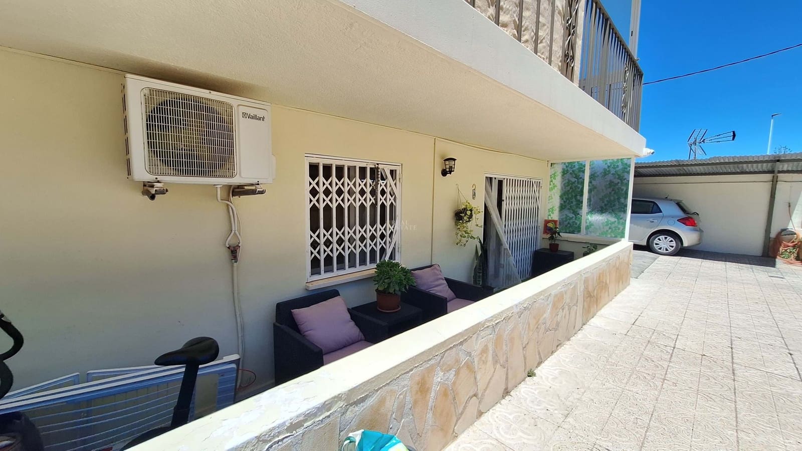 2 bedroom Apartment for sale in Alfaz del Pi / L'Alfas del Pi with garage - € 189,950 (Ref: 9867372)