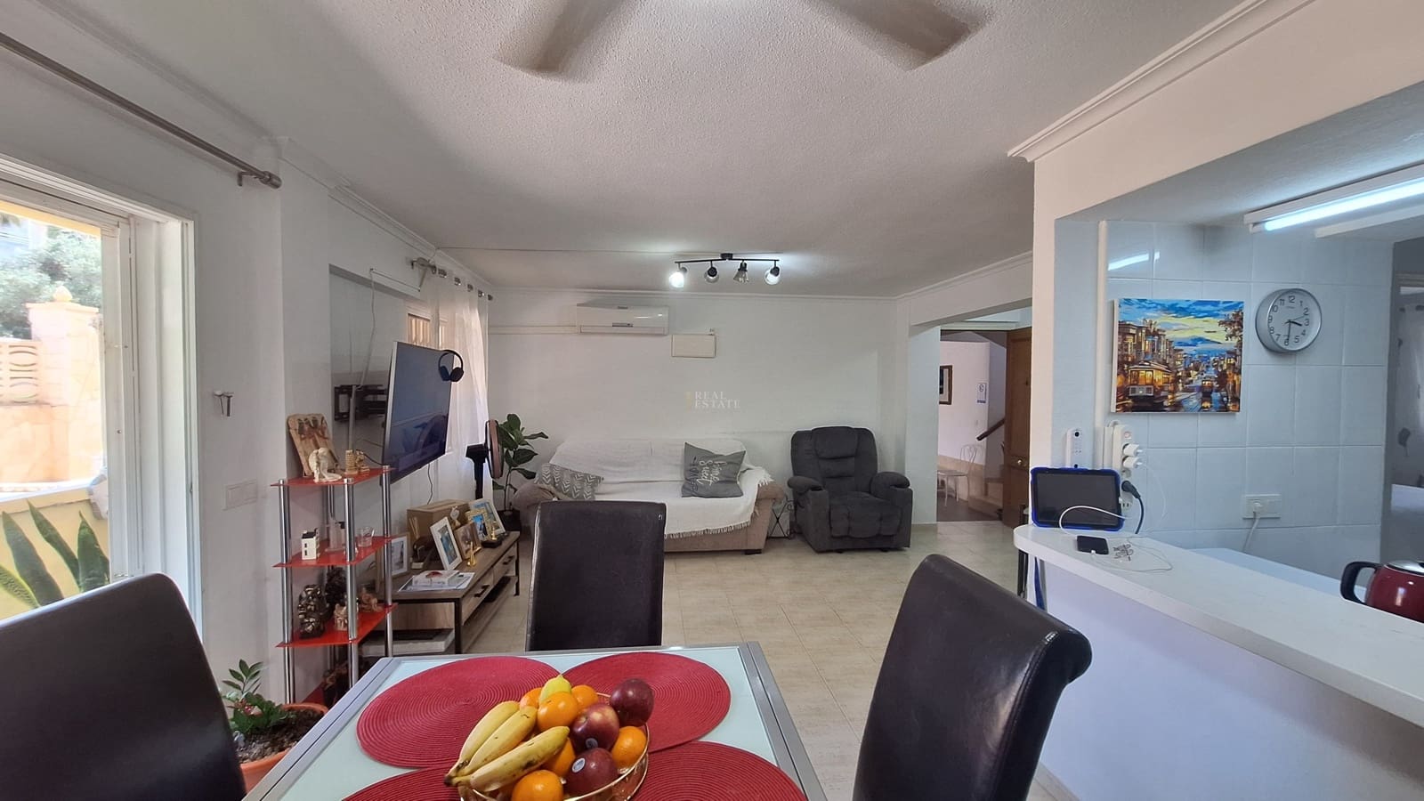 2 bedroom Apartment for sale in Alfaz del Pi / L'Alfas del Pi with garage - € 189,950 (Ref: 9867372)