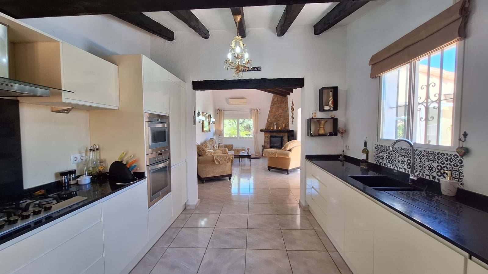 6 sovrum Villa till salu i Orba med pool garage - 525 000 € (Ref: 9867949)