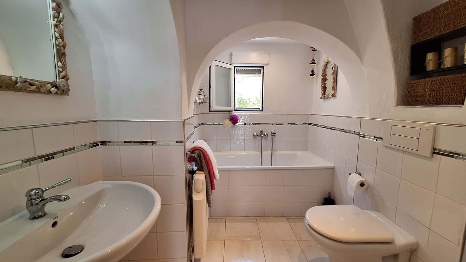 6 sovrum Villa till salu i Orba med pool garage - 525 000 € (Ref: 9867949)