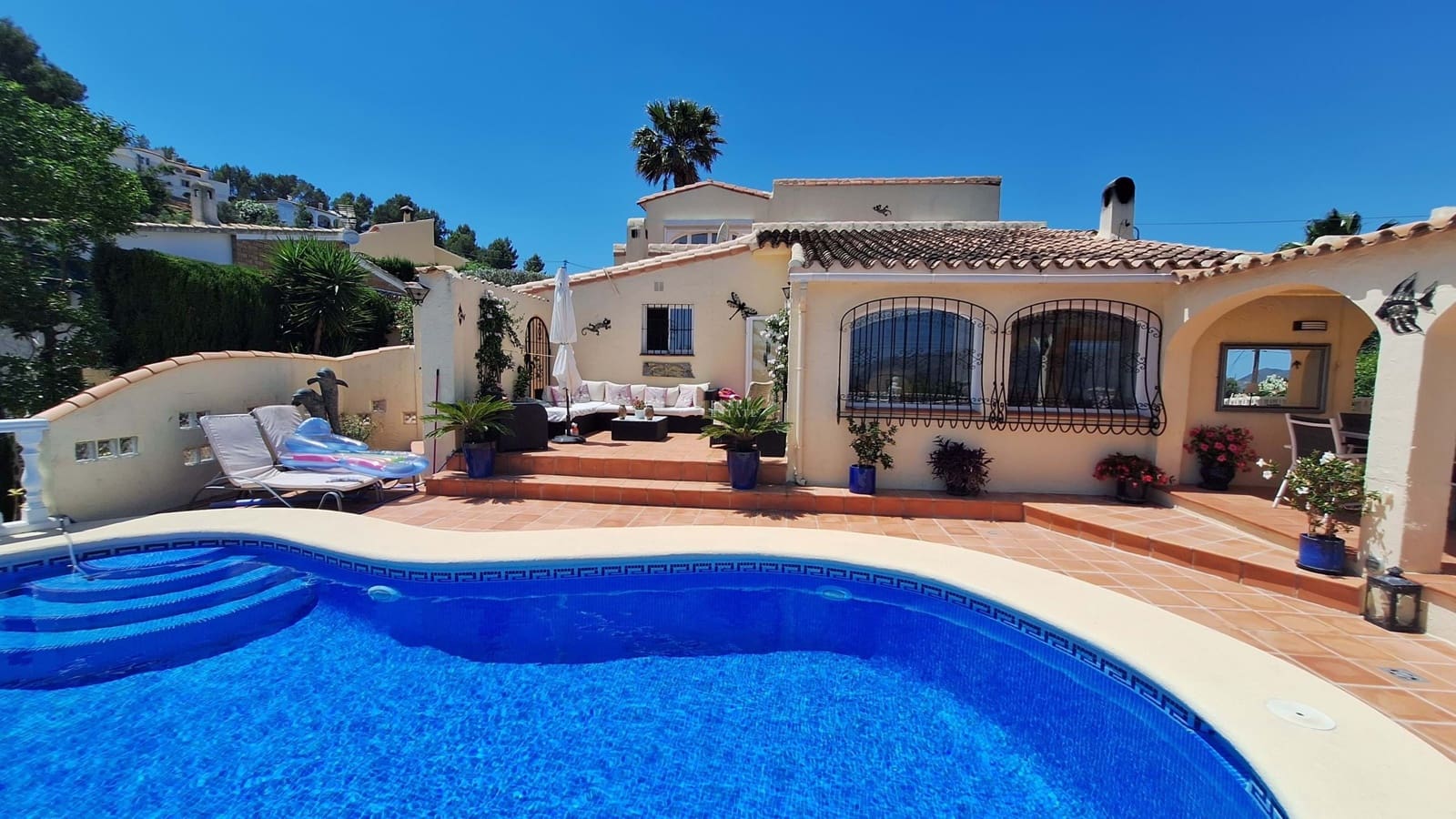 6 sovrum Villa till salu i Orba med pool garage - 525 000 € (Ref: 9867949)