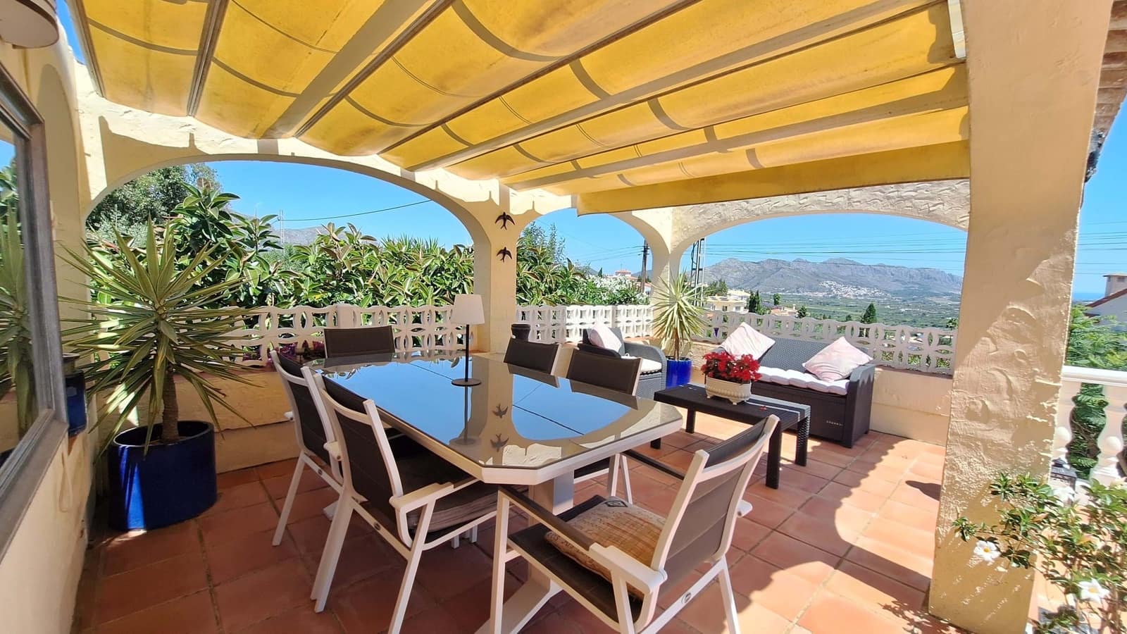6 sovrum Villa till salu i Orba med pool garage - 525 000 € (Ref: 9867949)