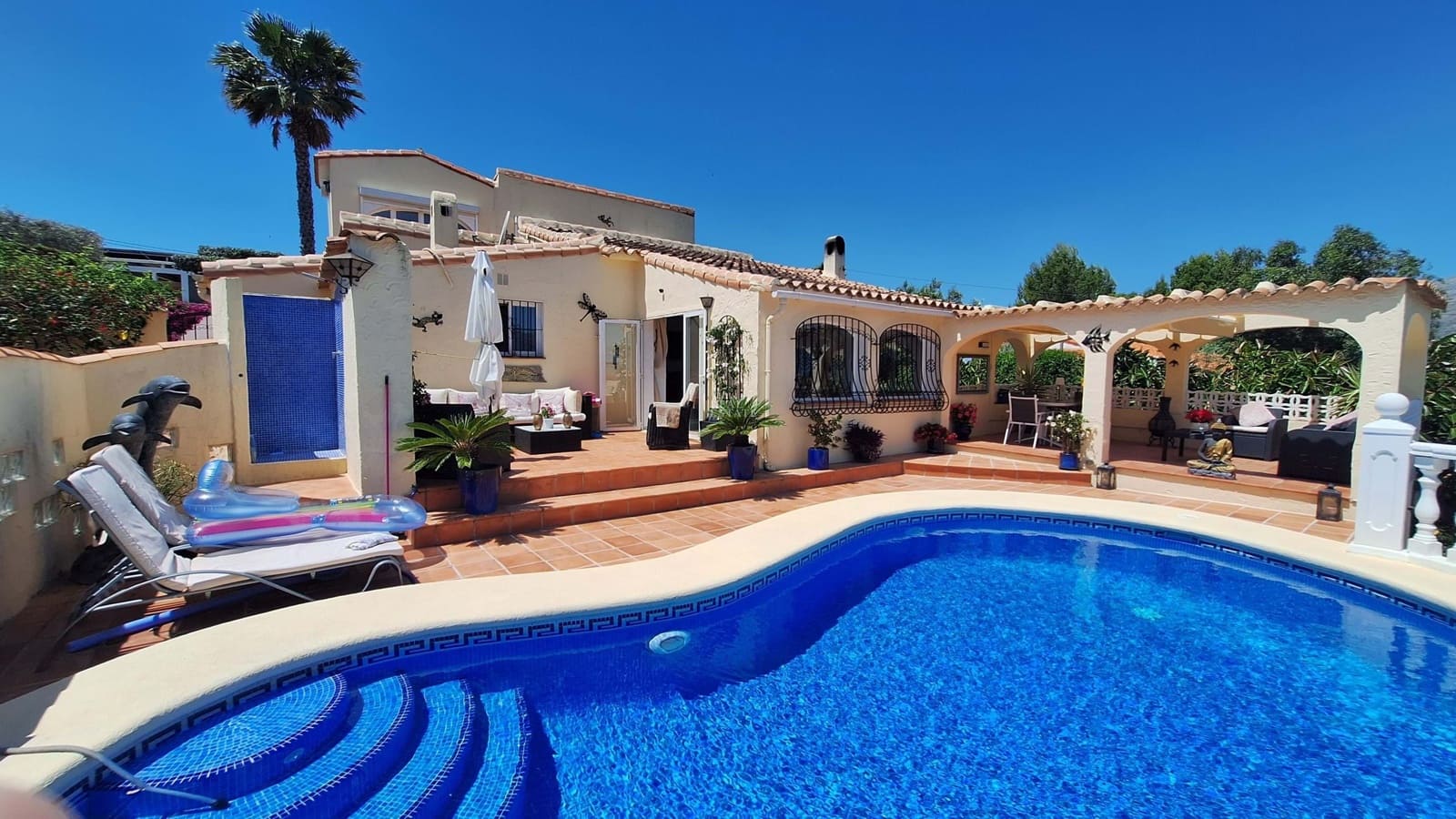6 sovrum Villa till salu i Orba med pool garage - 525 000 € (Ref: 9867949)