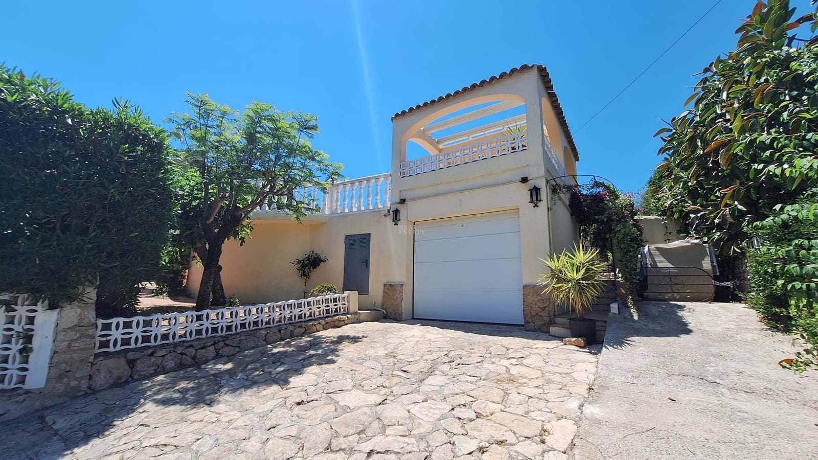 6 sovrum Villa till salu i Orba med pool garage - 525 000 € (Ref: 9867949)