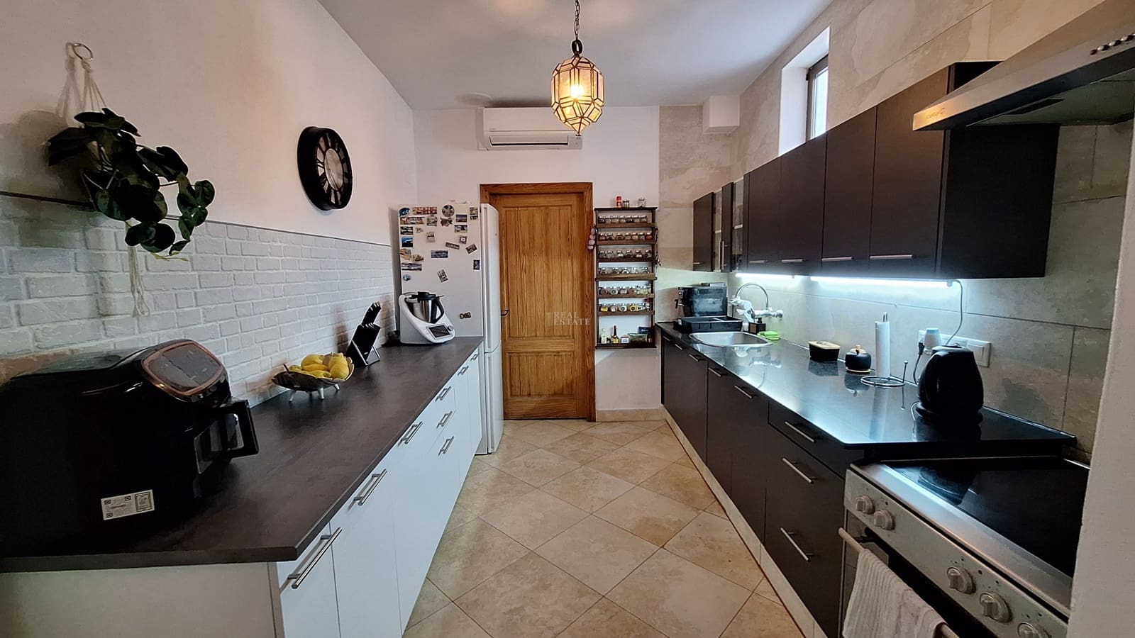 3 bedroom Townhouse for sale in Oliva - € 159,950 (Ref: 9883764)